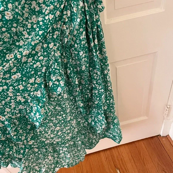 Zessica NWT Floral Wrap Dress - Picture 2 of 7